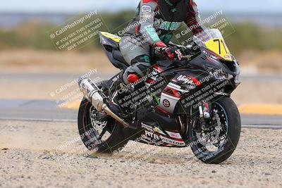 media/Jan-20-2024-CVMA (Sat) [[ddb8bc1f3d]]/Race 10 Amateur Supersport Middleweight/